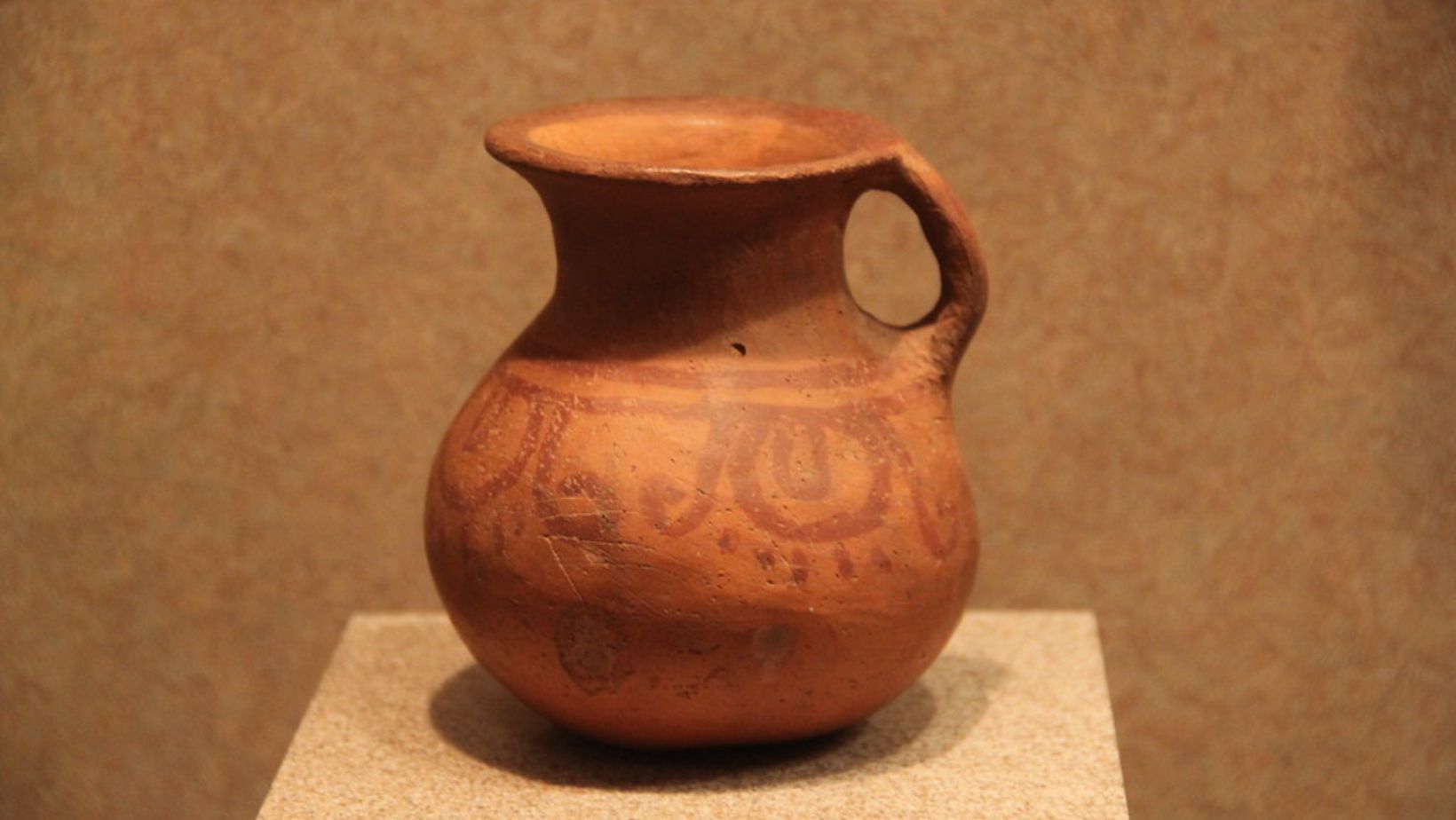 Aztec Pottery and Crafts